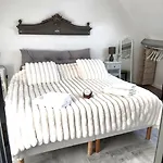 Bed & Breakfast D'hotes La Clef Des Champs Normandie Manche 50 Montpinchon