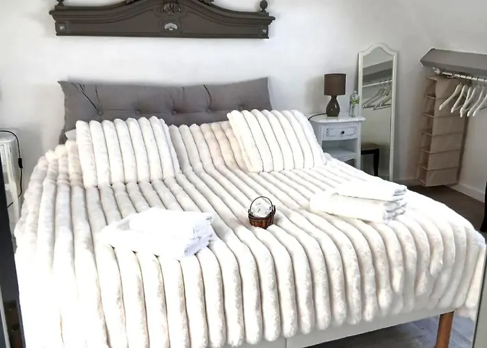 B&B D'hotes La Clef Des Champs Normandie Manche 50 Montpinchon